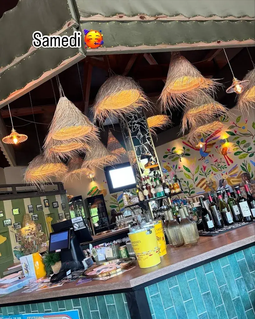 Manon Deyris_Chez Albertine_Soustons_review