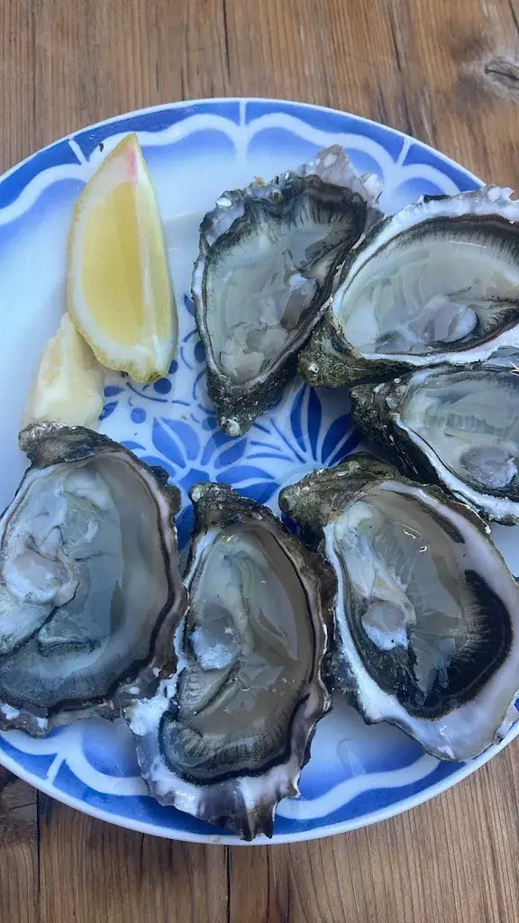 chloee st-amour_ola ~ Cantina & Buvette_Soulac-sur-Mer_review