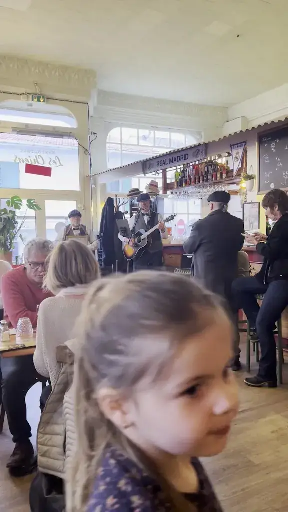 Les Chiens Fous_Soulac-sur-Mer_slider_image_2