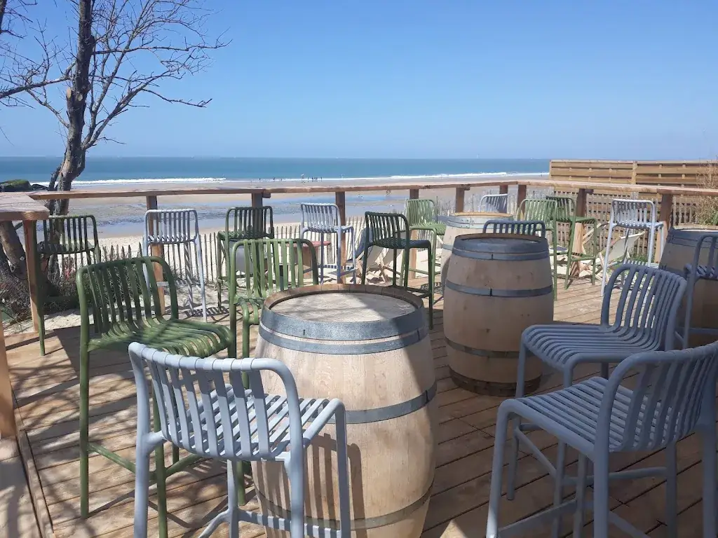 Baïne café Soulac restaurant in Soulac-sur-Mer