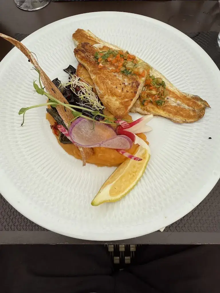 J. W._L'Instant M_Soulac-sur-Mer_review