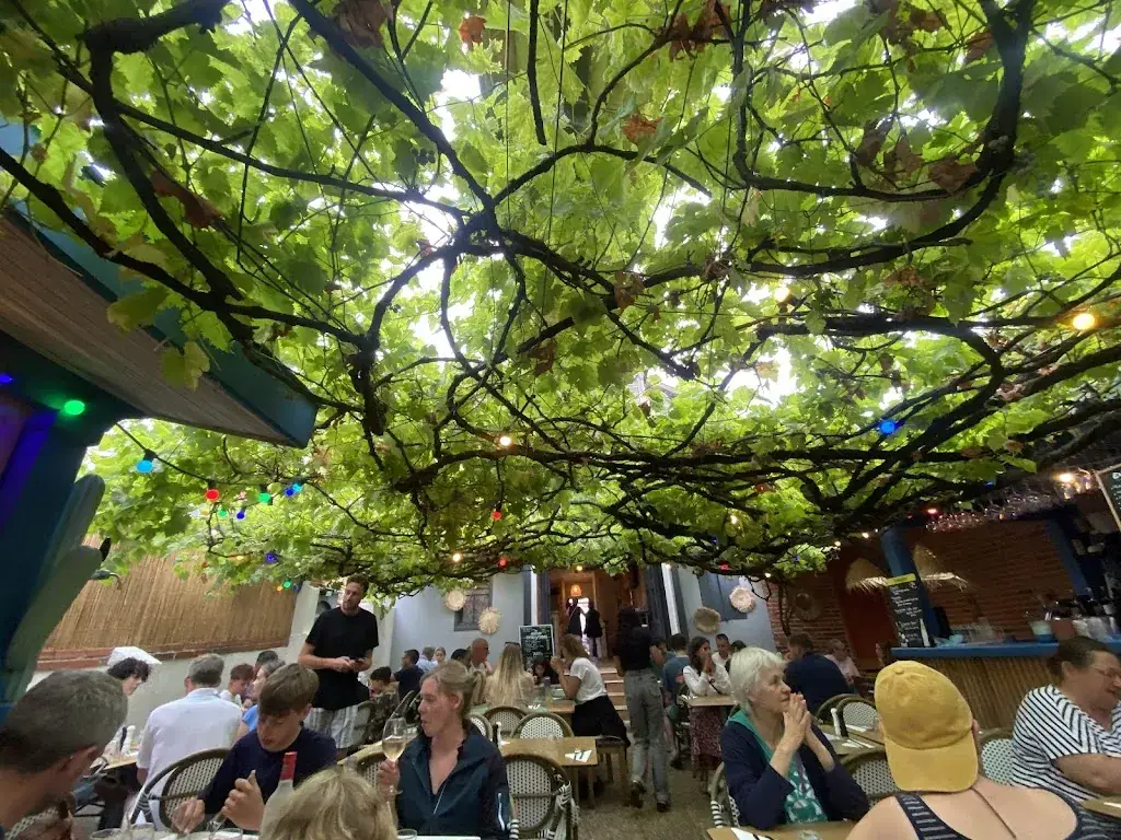 marylene fatien_La Bodega_Soulac-sur-Mer_review