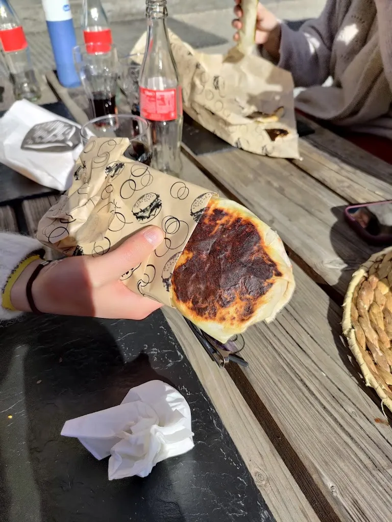 Olenic Maria_Chicken Café_Bourg-d'Oisans_review