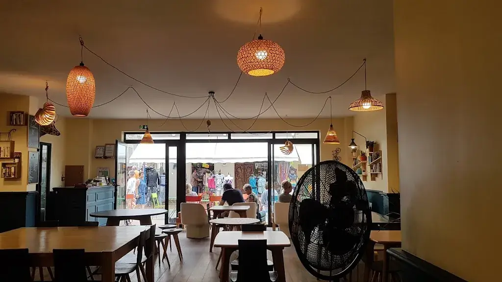 Livres Et Cornets restaurant in Soulac-sur-Mer