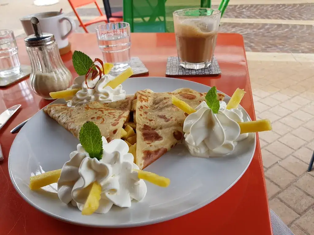 Livres Et Cornets_Soulac-sur-Mer_slider_image_2