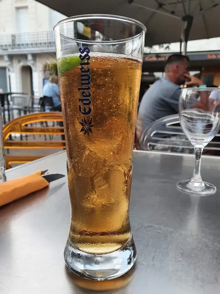 Le Rallye_Soulac-sur-Mer_slider_image_3