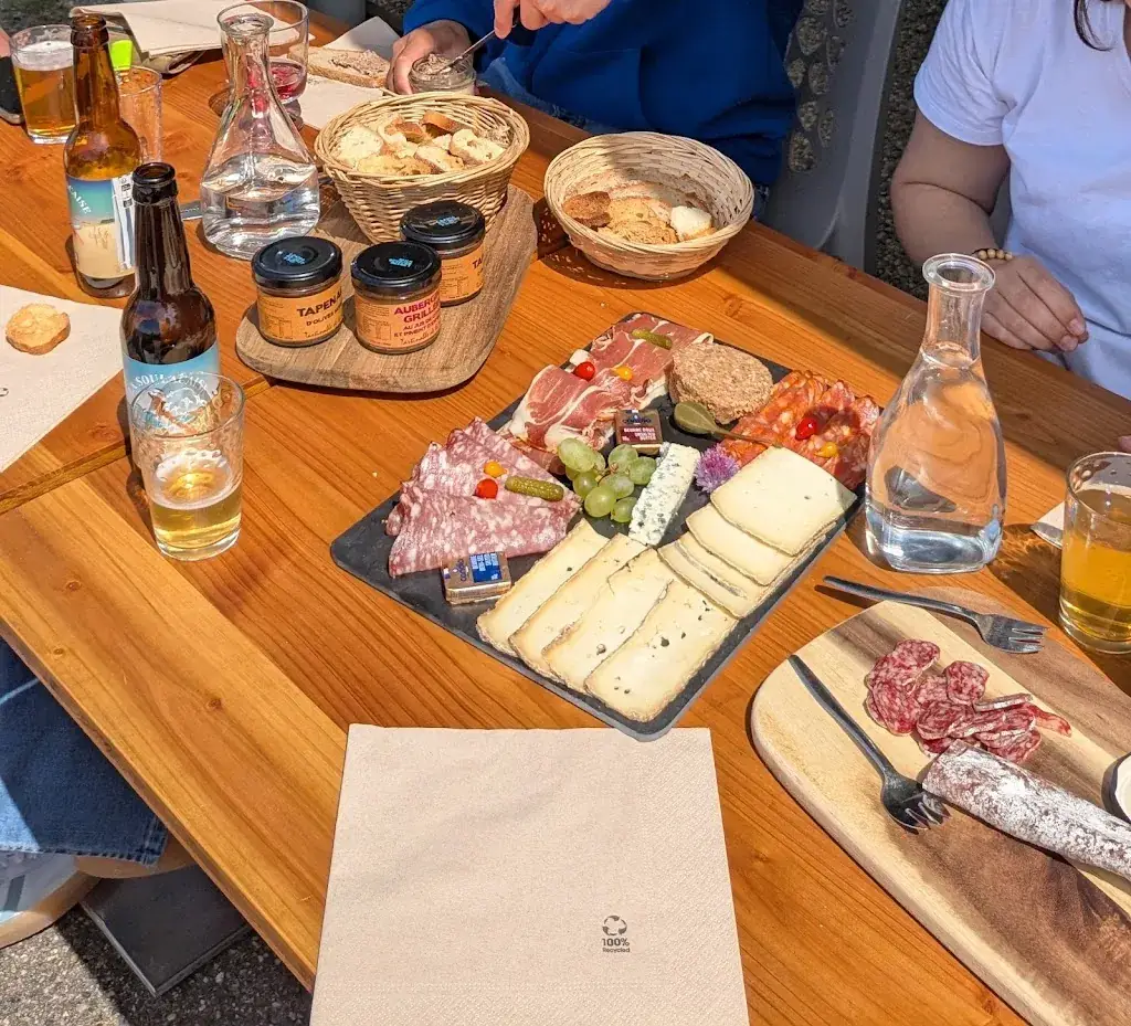 Benlarabi Slimane_Ô Sunset_Soulac-sur-Mer_review