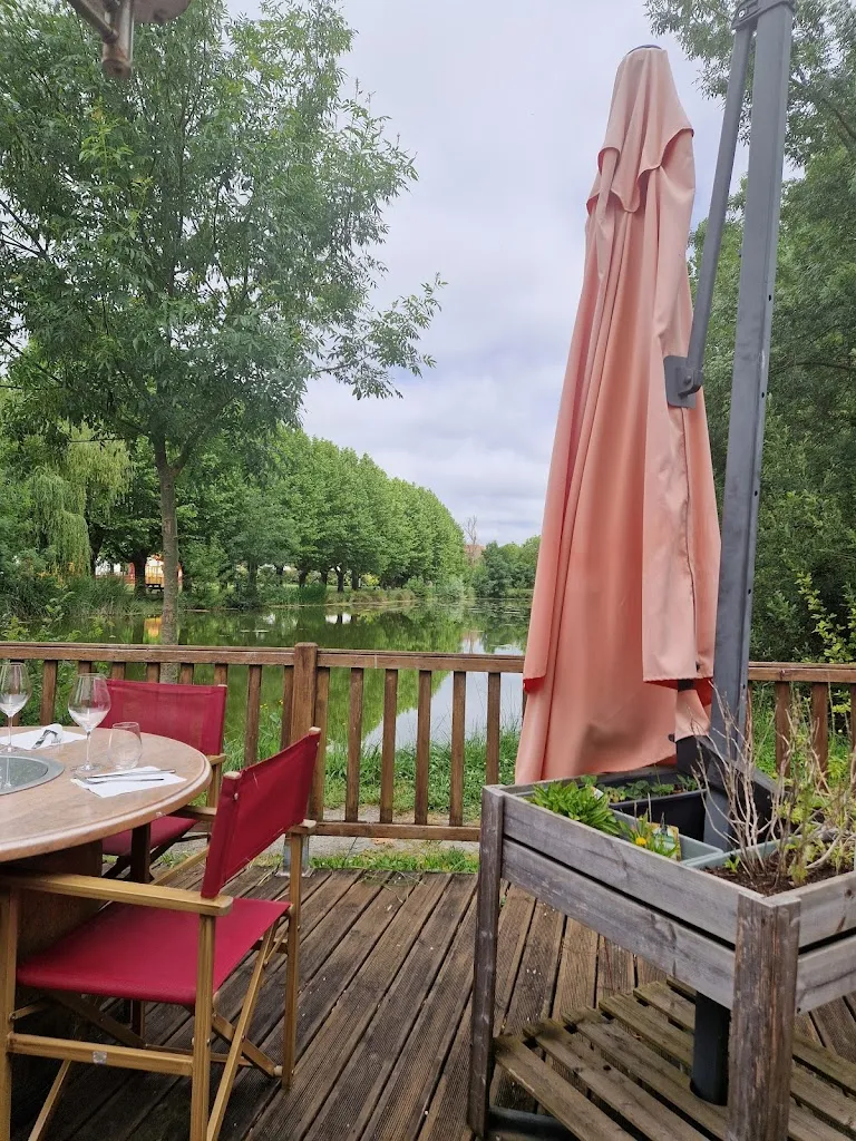 Françoise Codaccioni_Les farfadets du lac_Devise_review