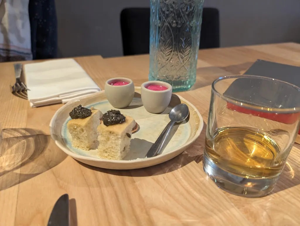 Tracy Tindle_Ferme Lizarraga_Urrugne_review