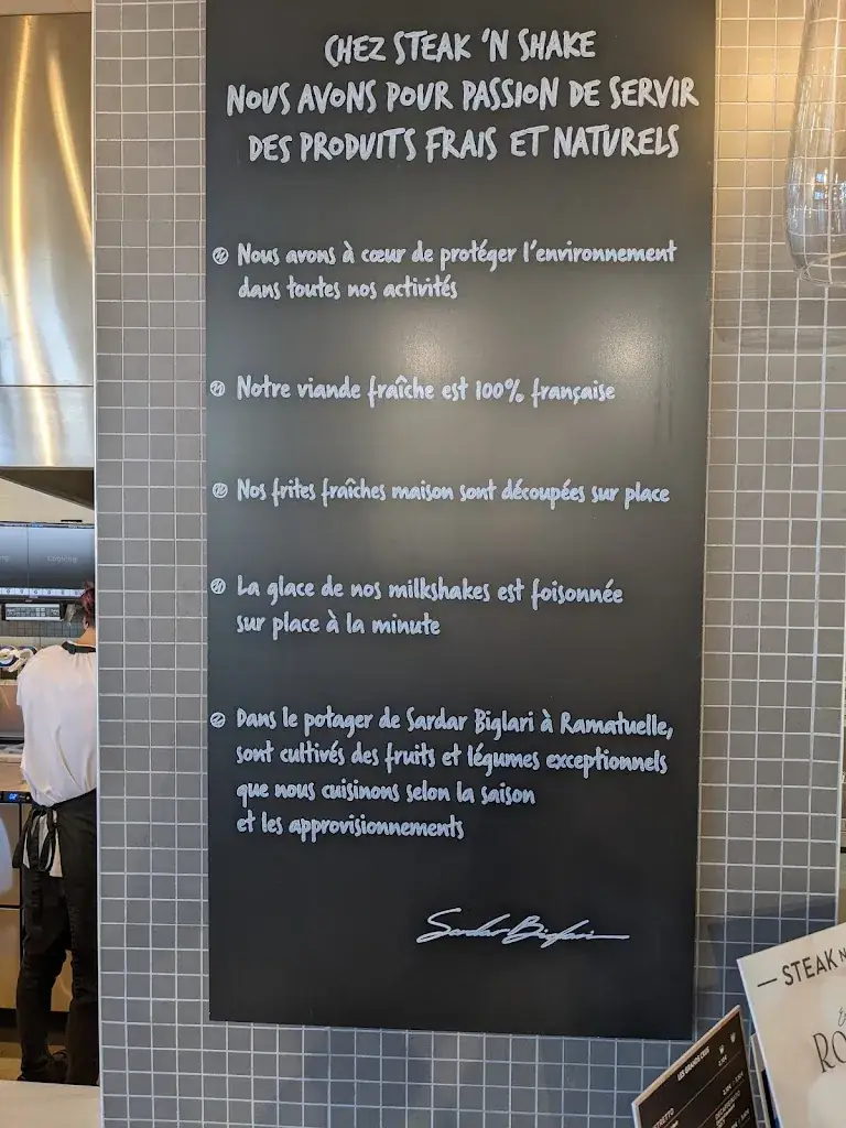 Paul Lavin_Le Dépôt_Ussac_review