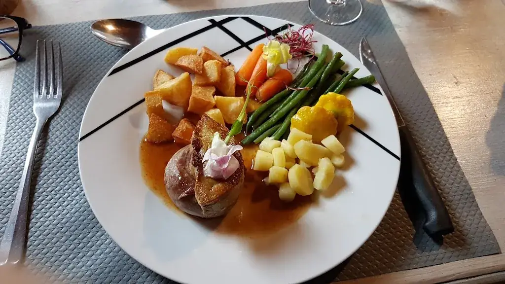 Menu_Auberge de l'Ecurie_Usson-du-Poitou_image_6