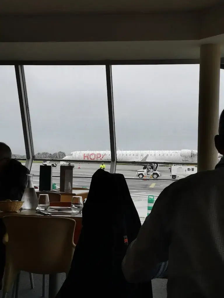 IZARDO brasserie_Uzein_slider_image_3