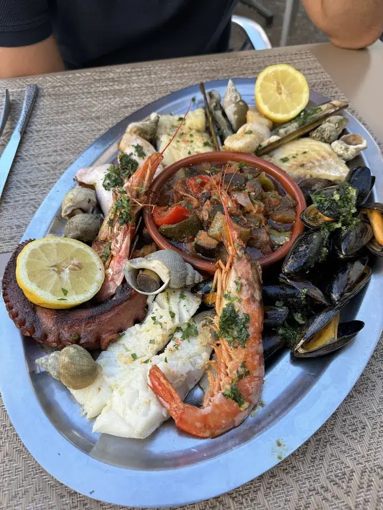 tuba kulahci_Chez Poulpe_Ustaritz_review