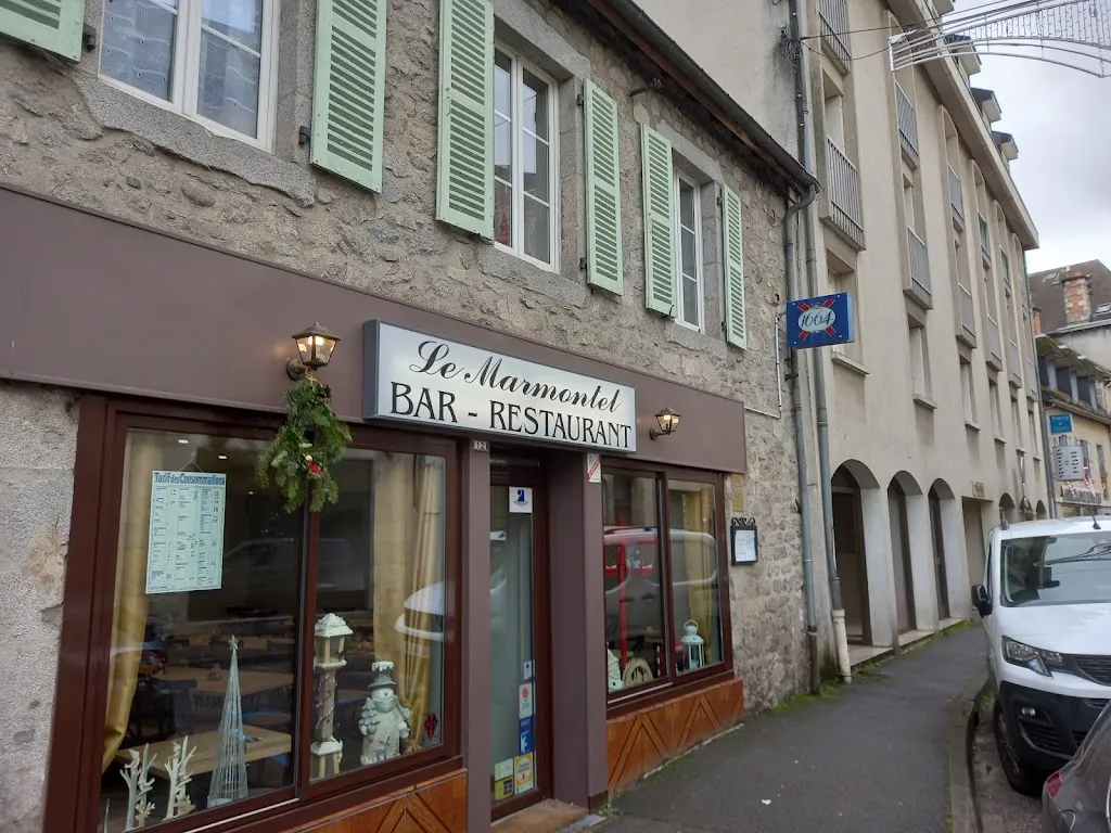 Le Marmontel Bar-Restaurant_Ussel_slider_image_3