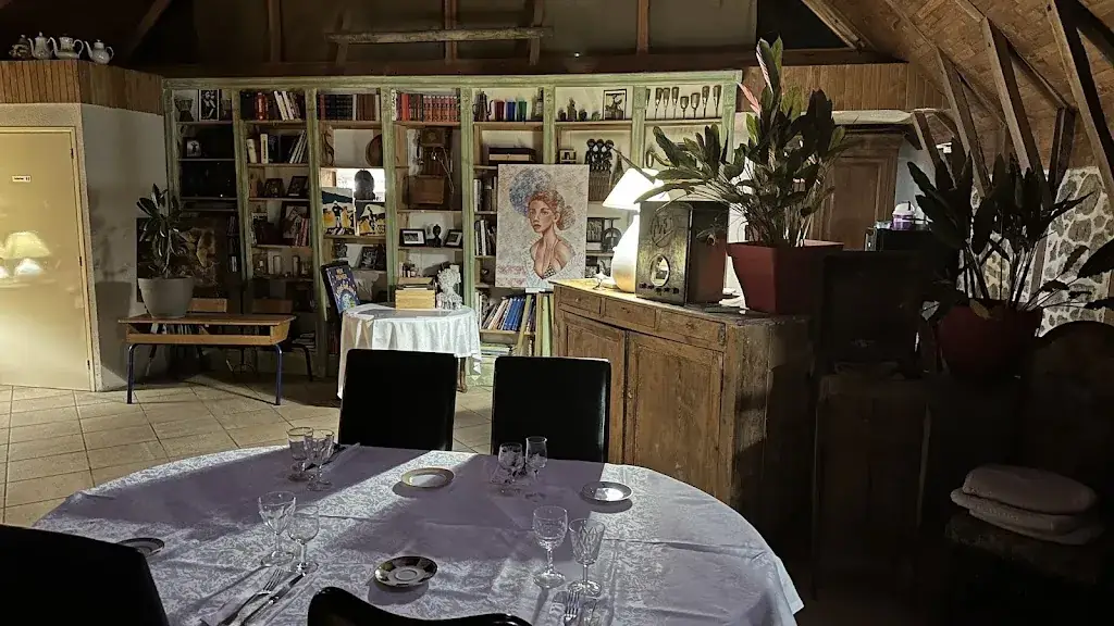 Antony PASSEMARD_Auberge de l'Empereur_Ussel_reseña