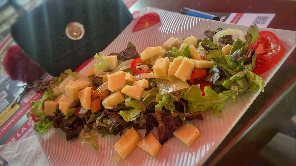 Le Pelaud_Ussel_slider_image_2