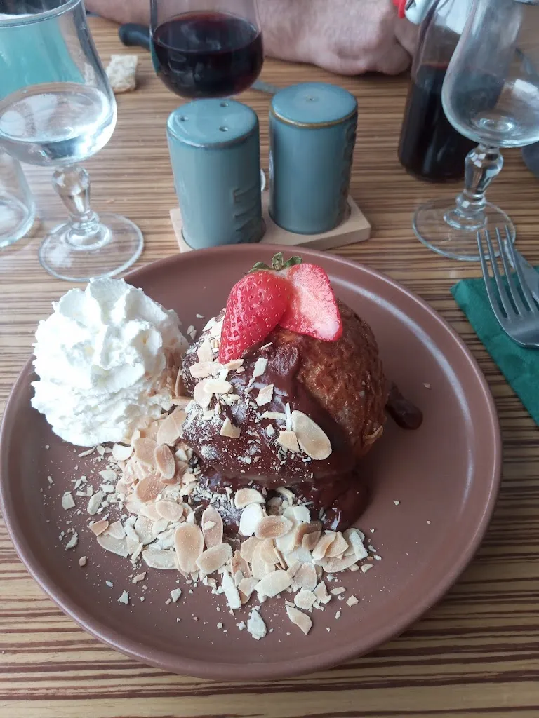 Thomas Ruiz_L'ÉTABLE - Le Cadran_Ussel_review