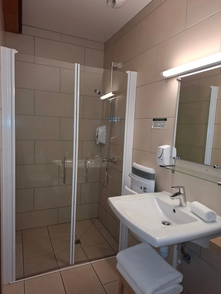 Le Grand Hôtel à Ussel  - Haute Corrèze Limousin proche A89_Ussel_slider_image_2