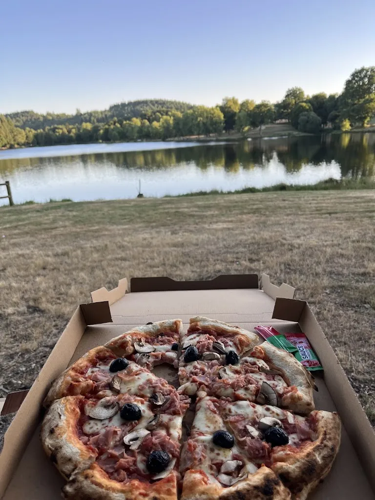 Kéziah CHARLES_Pizza Casa Napoli Ussel_Ussel_review