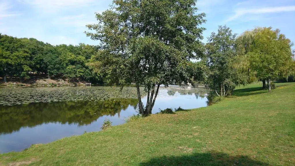 Le Donjon de Bois-Pouvreau_Ménigoute_slider_image_3