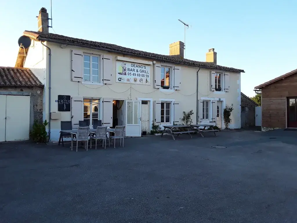 Deano's bar & grill_Forges_slider_image_2