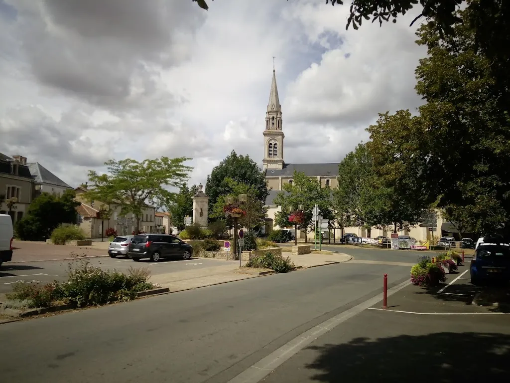 Graham Moir_Le Zinc_Vasles_review