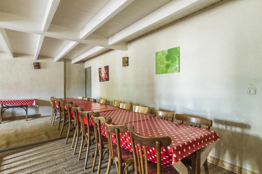 Le Zinc ristorante a Vasles