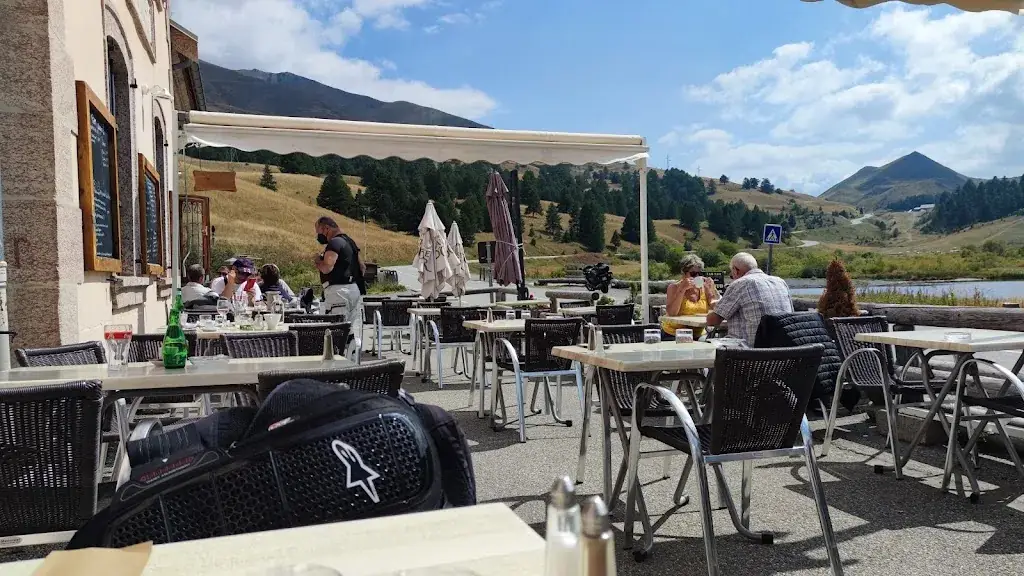 Refuge Napoléon Vars restaurant in Vars