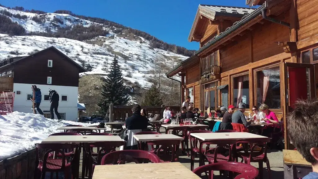 La Cabane_Vars_slider_image_1