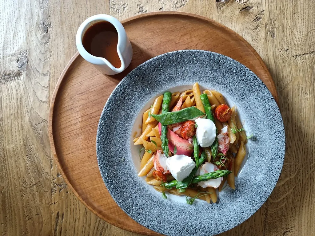 Menü_Skitchen restaurant Vars_Vars_Bild_4