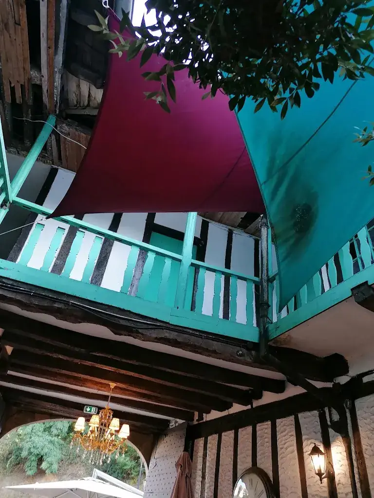 La Table de M_Uzerche_slider_image_1