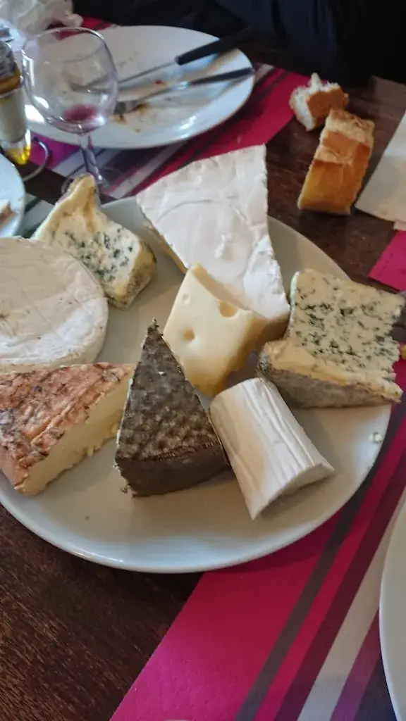 Menu_Restaurant Le Dolmen_Espartignac_immagine_7