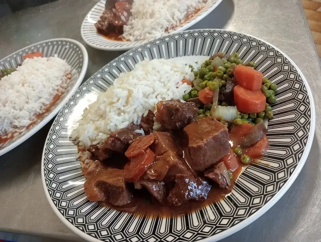 Restaurant Le Dolmen_Espartignac_slider_image_2