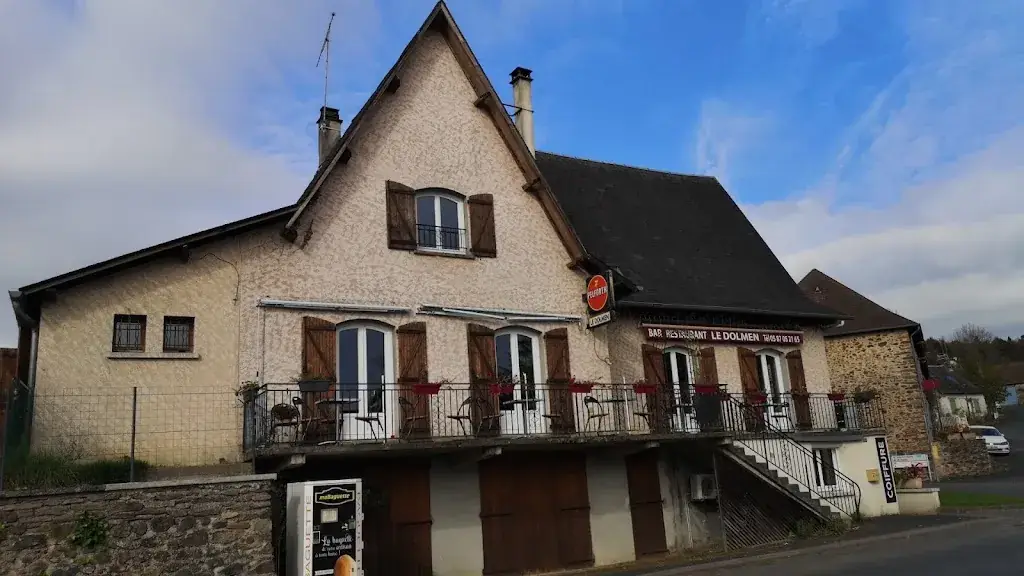 Restaurant Le Dolmen_Espartignac_slider_image_3