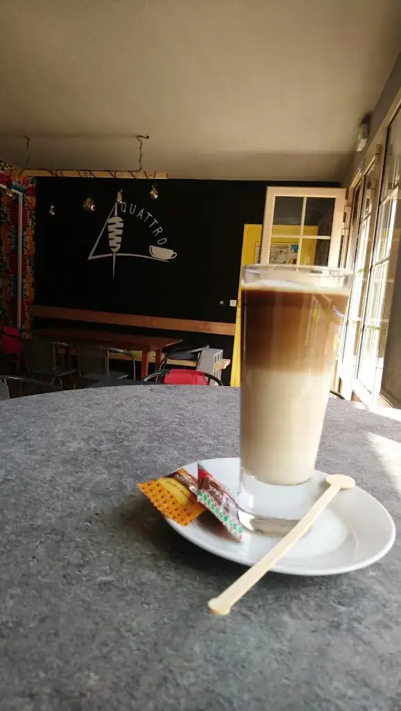 Menü_QUATTRO UZERCHE_Uzerche_Bild_1