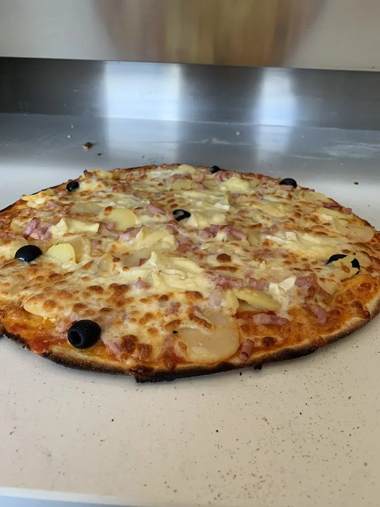 Le Kiosque A Pizzas_Uzerche_slider_image_2