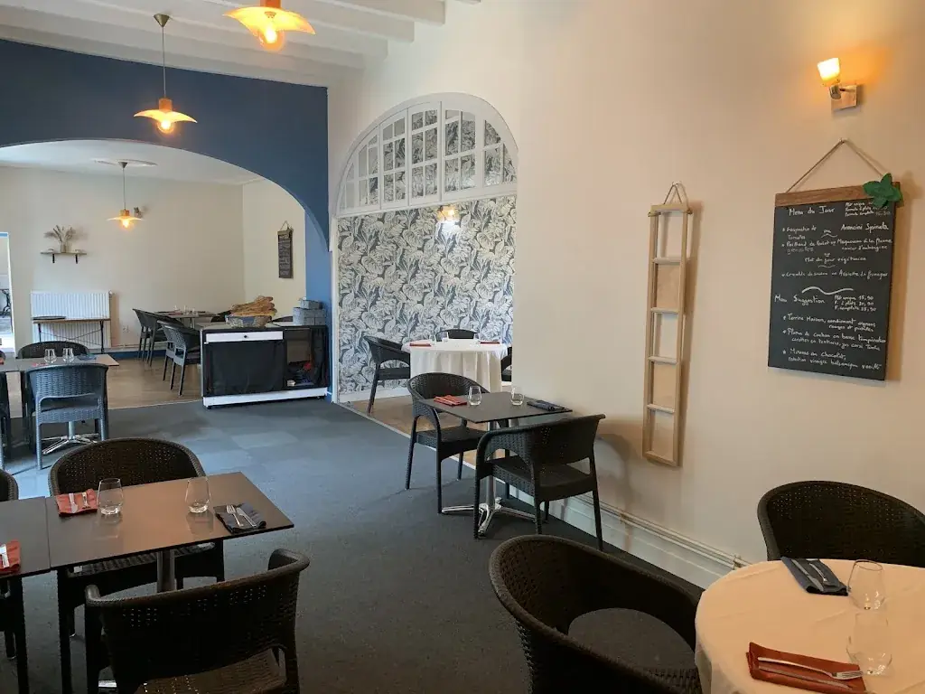 Auberge de Vindobriga restaurant in Saint-Martin-la-Pallu