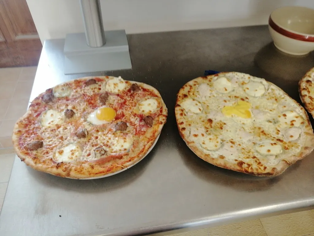 Menu_Les Quatre Saisons - Pizzeria_Saint-Martin-la-Pallu_image_5