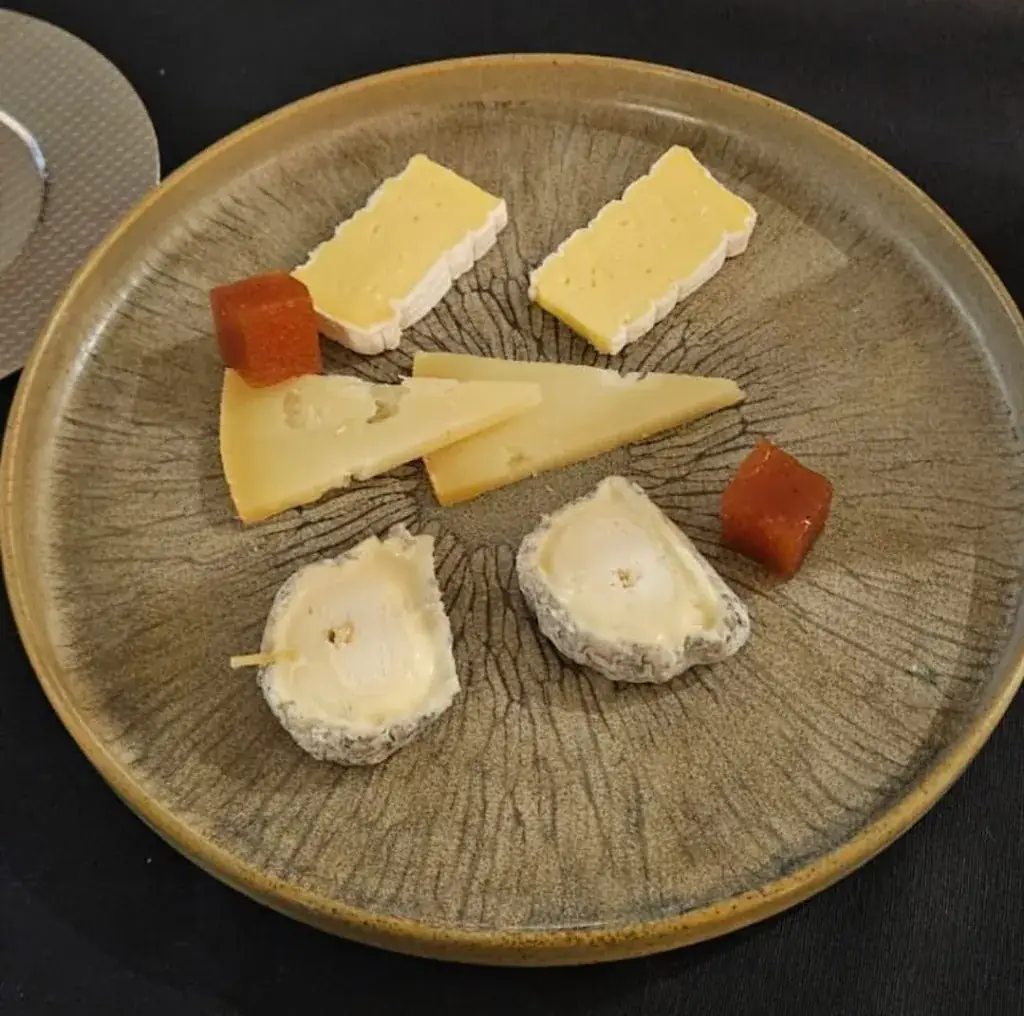 Jade Mc Grane_Le Cottage Restaurant_Vaux-sur-Mer_review