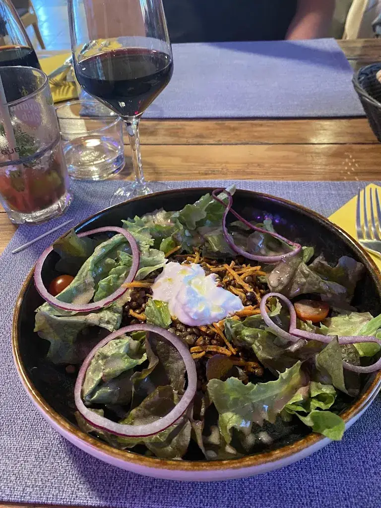 Sofia Sapiña_La Part des Anges_Vendays-Montalivet_review