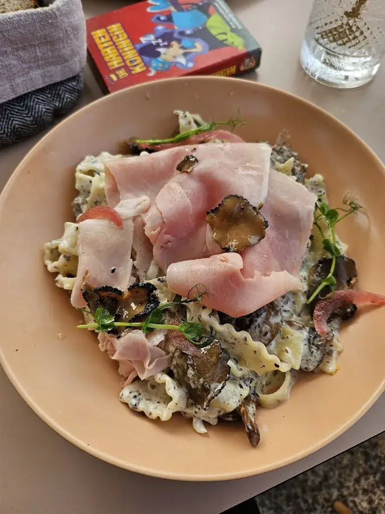 King James_L'Immortelle_Vendays-Montalivet_review