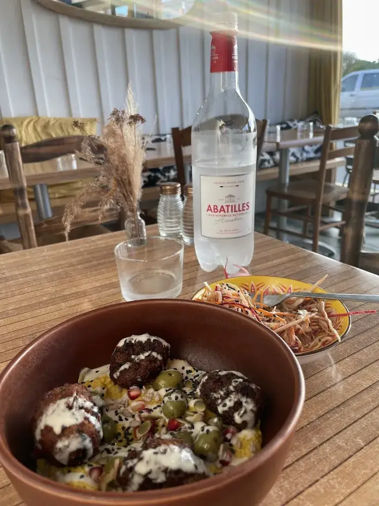 Leon Wolf_L'Oyat_Vendays-Montalivet_review