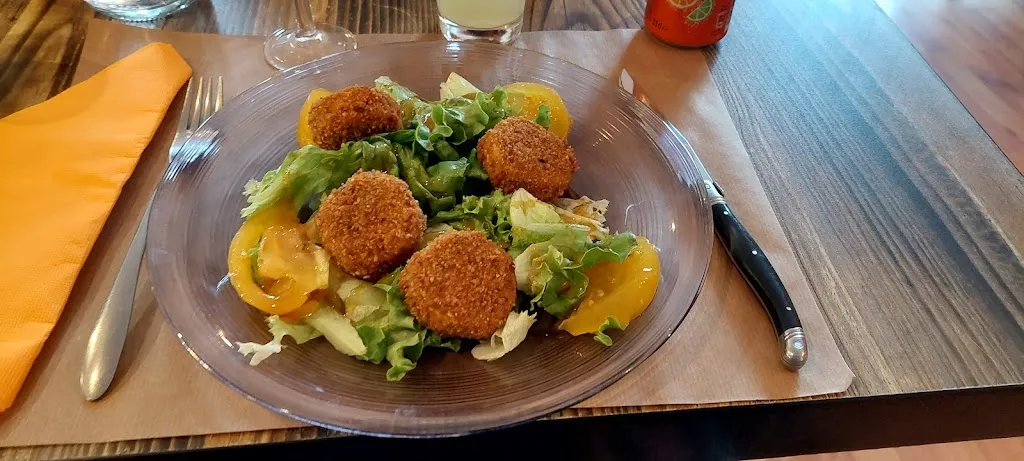 Delphine M-R_Rest'Océane_Gua_review