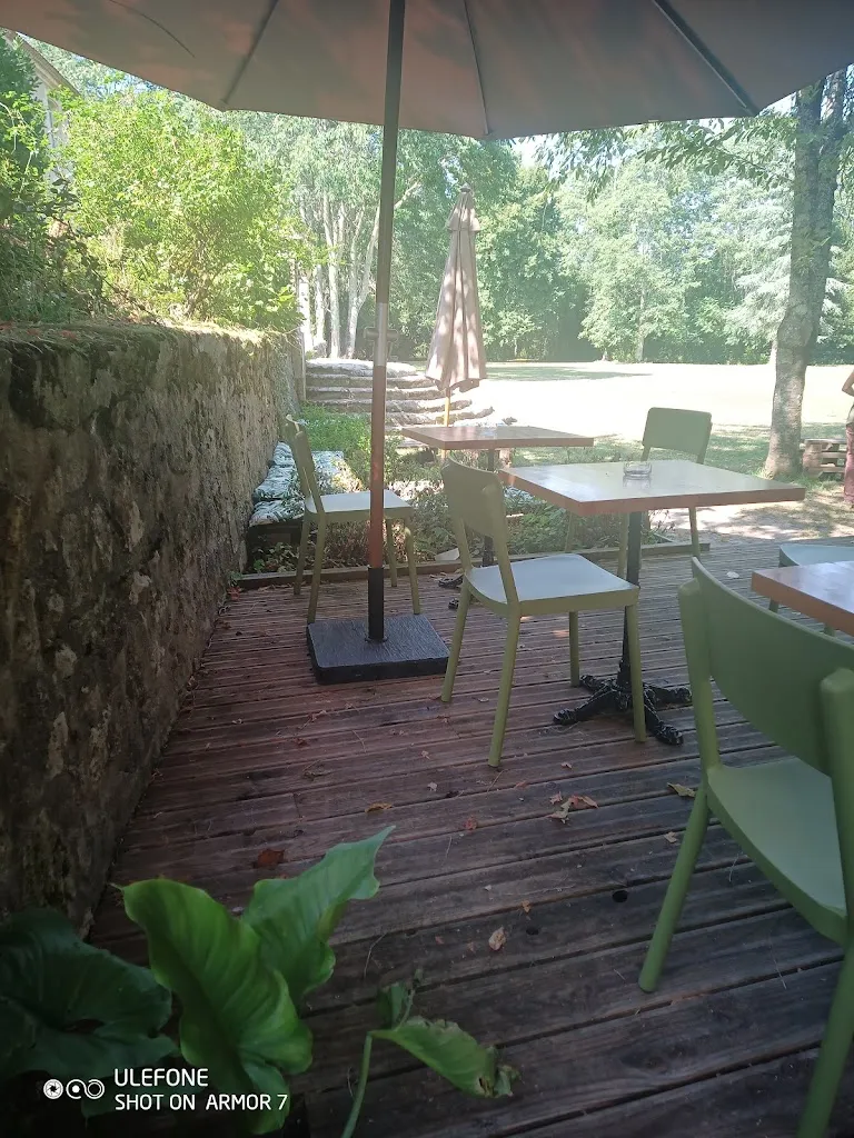 Café De L'abbaye restaurant in Vertheuil