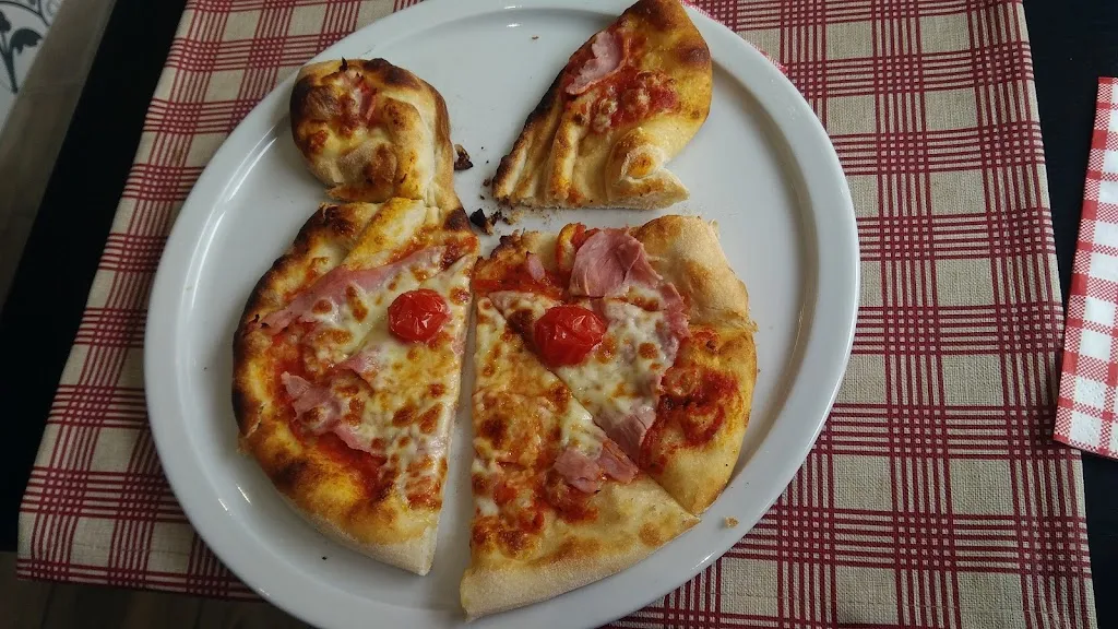 Emi Kno_Trogarra Box_Vertheuil_review