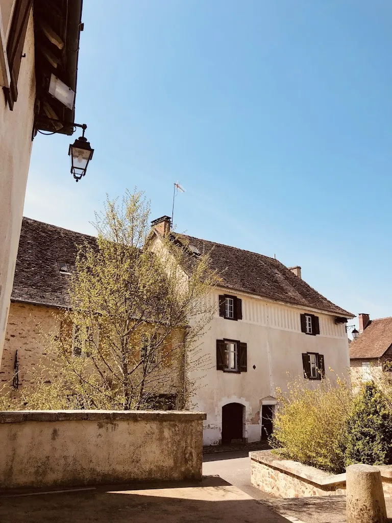 Jon Gooderham_Lo Vinataud_Vicq-sur-Breuilh_review