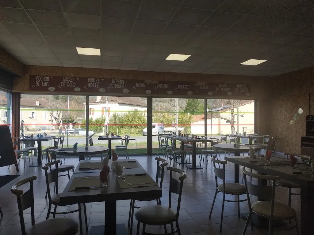 Jorge dos leitoes restaurant in Vergt