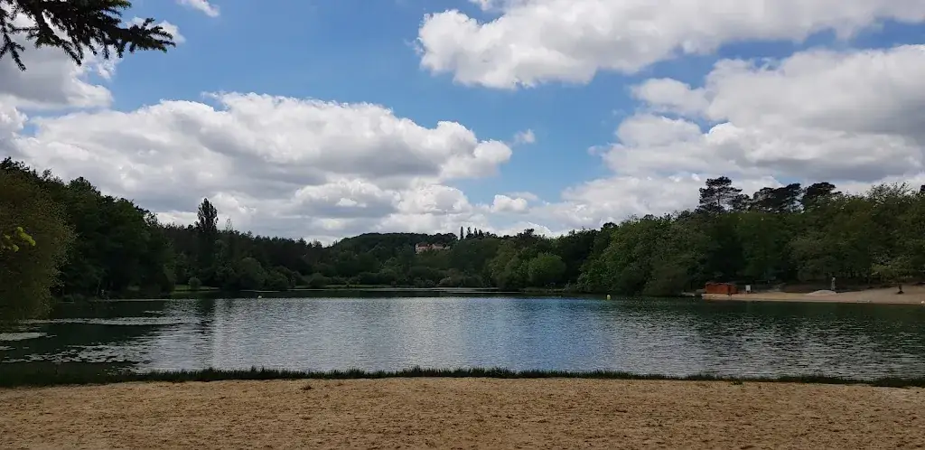 Mark Burton_La Guinguette de Neufont_Saint-Amand-de-Vergt_review