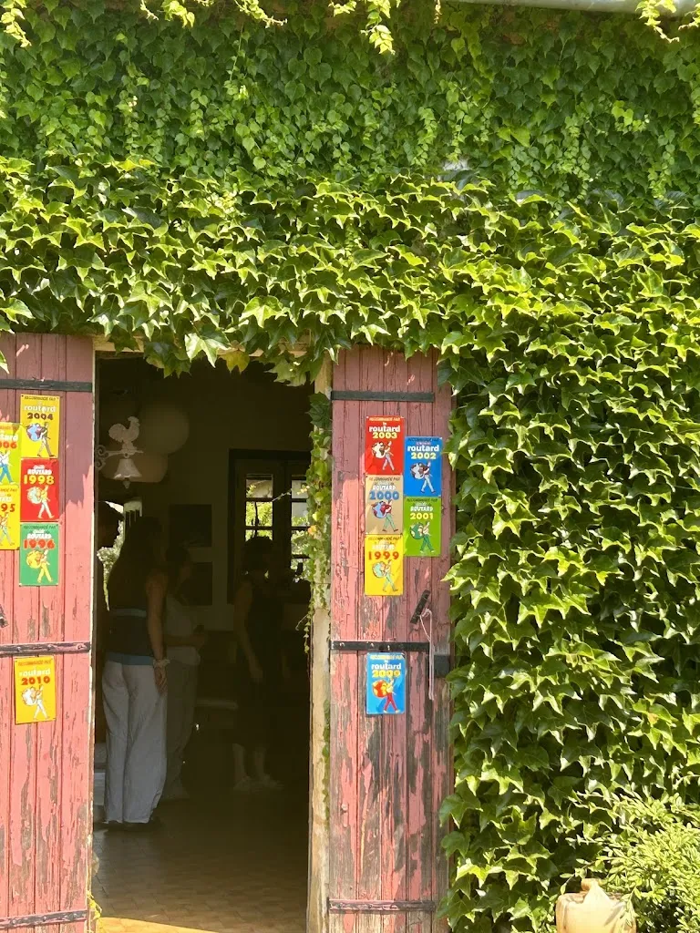 Alan Stannard_La petite Auberge_Saint-Mayme-de-Péreyrol_review