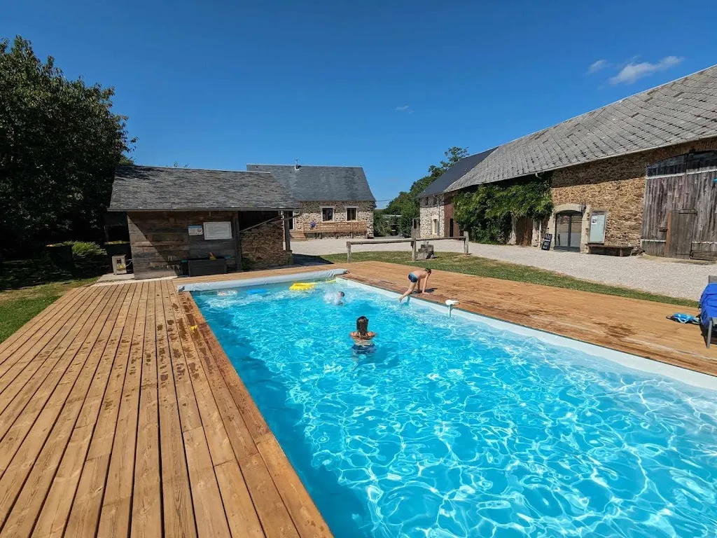 Domaine-Lavalade_Vigeois_slider_image_3